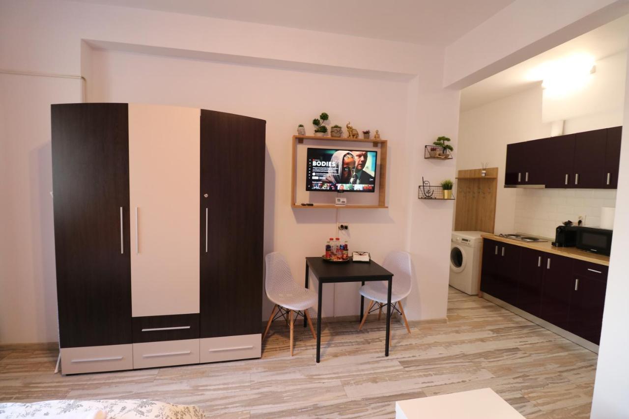 Charming Cozy Studio - Old Town - Free Minibar Bucareste Exterior foto
